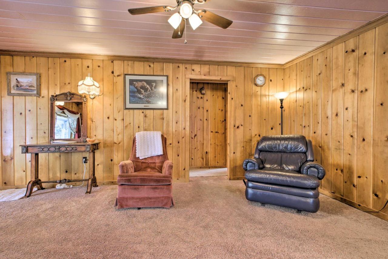 Cozy Home With Hot Tub Half Mi To Salmon River! المظهر الخارجي الصورة