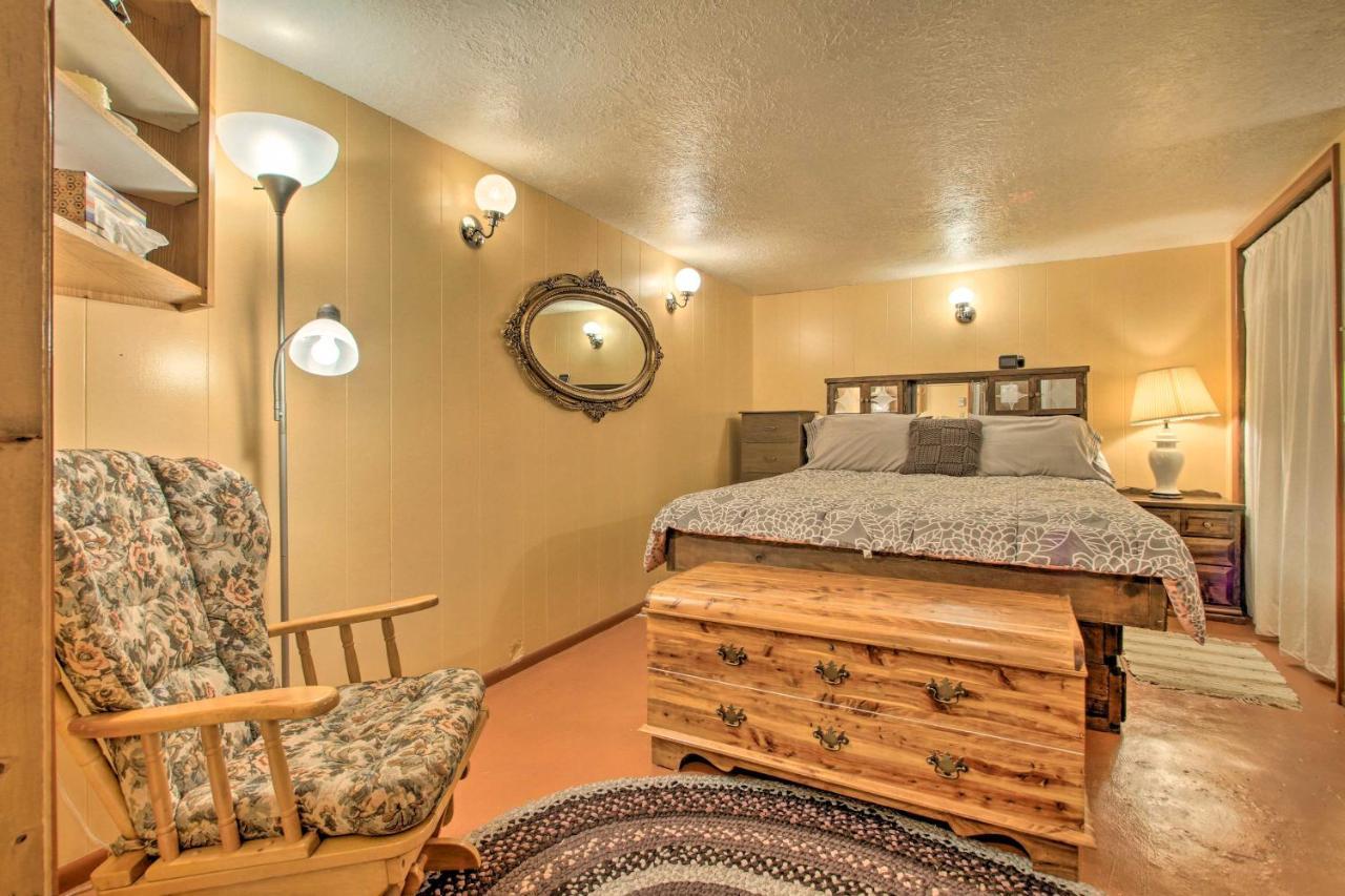 Cozy Home With Hot Tub Half Mi To Salmon River! المظهر الخارجي الصورة