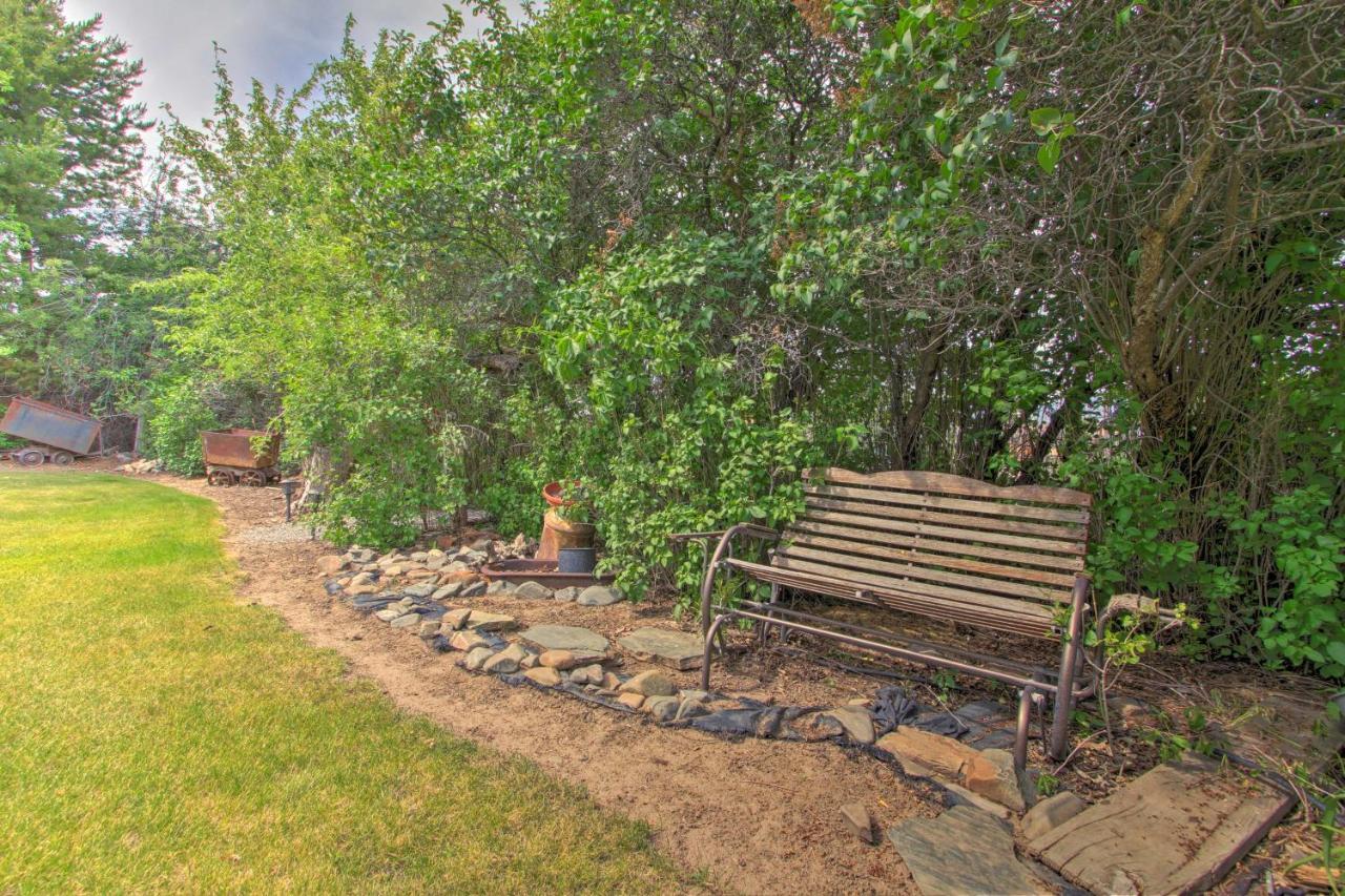 Cozy Home With Hot Tub Half Mi To Salmon River! المظهر الخارجي الصورة